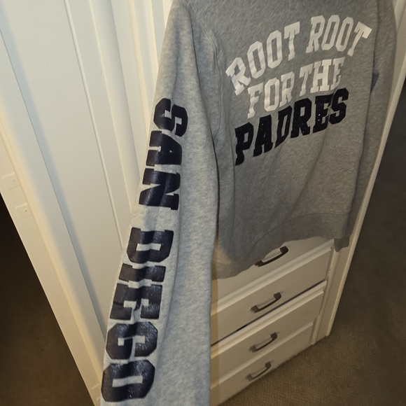 PINK MLB SD Padre Baseball Victoria's Secret Womans Heather Gray Pullover - Picture 6 of 9